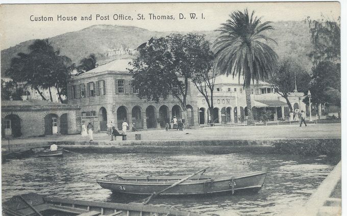Postcard showing the Custom House and Post Office in Charlotte Amalie - St.Thomas. Around 1900.